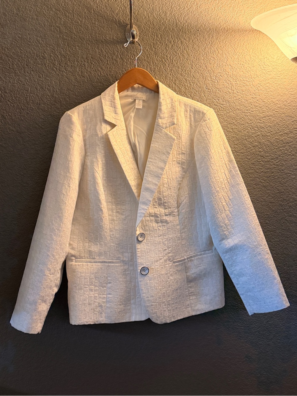 Chico's Cream Textured Two-Button Blazer